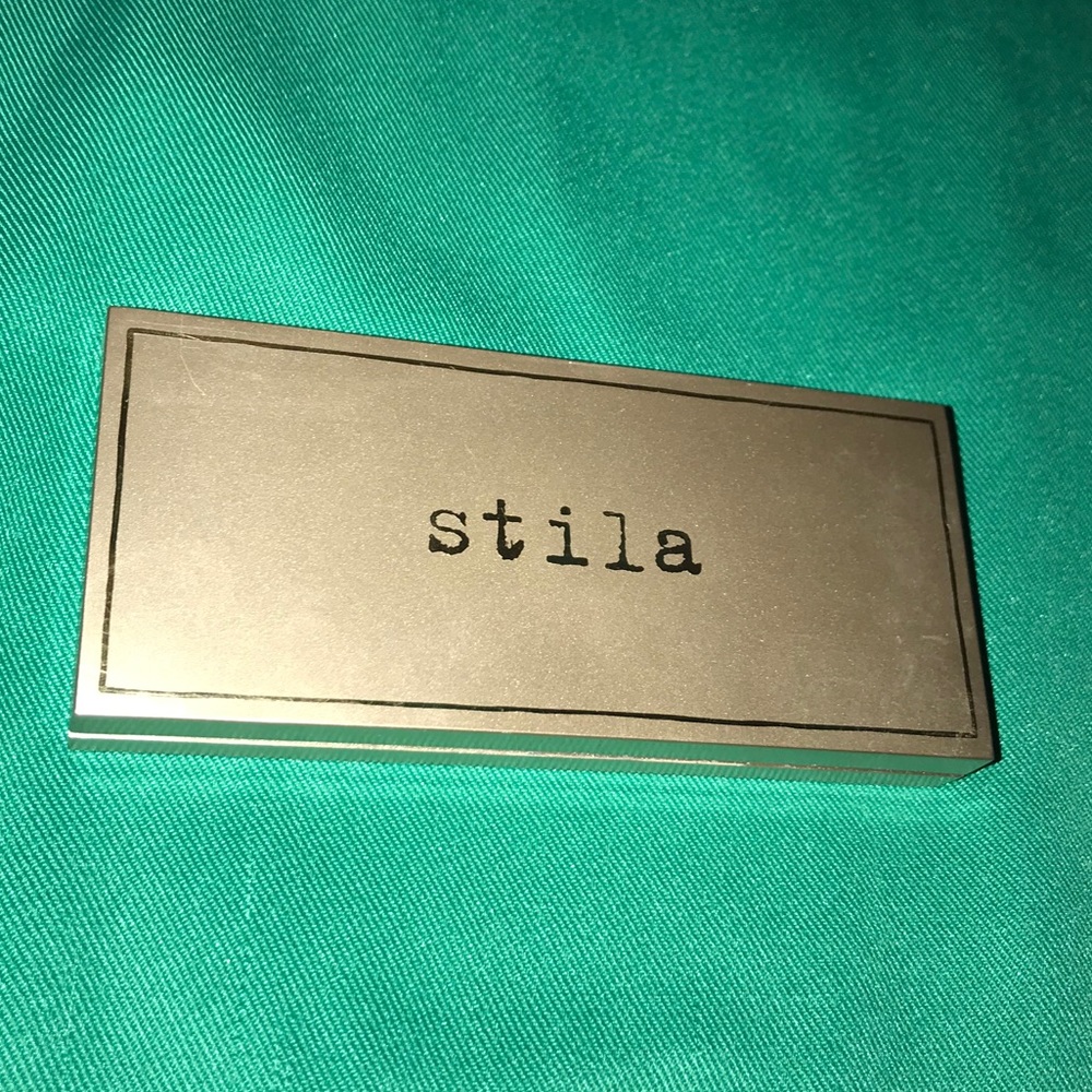 NWOT Stila Star Light, Star Bright Palette